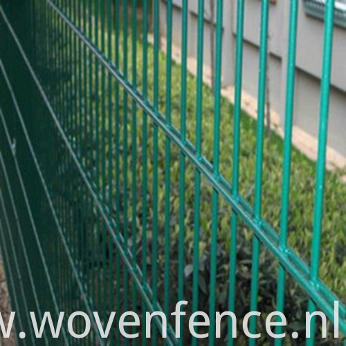double horizontal wire mesh04